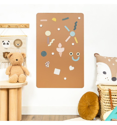 Cuadro magnético de pared color caramelo para una decoración acogedora en el dormitorio de un niño - Ferflex