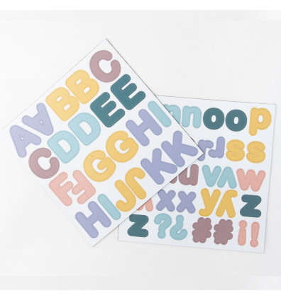 letras magnéticas del alfabeto en colores pastel
